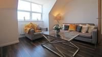 B&B Felixstowe - Sea front luxury apartment with sea views - Bed and Breakfast Felixstowe