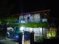 Seaside Villa Adam's Holiday House 2019 - B&B