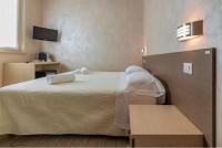 Doppel- oder Zweibettzimmer