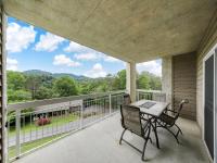 Greenbrier Getaway Whispering Pines 524 - B&B Pigeon Forge