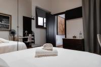Camera Matrimoniale con Bagno in Comune
