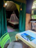 Jungle Tent 3x3, Latino Glamping & Tours, Paquera - Chambres d'hôtes Paquera