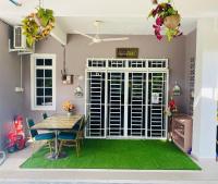 Homestay Zalida D Musleem - B&B Kampong Alor Gajah