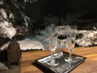 Suite (2 Adults, extra cost for children)