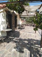 Christos center rooms - B&B Raches