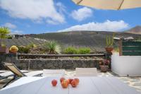 Casa Amaia II - Bed and Breakfast Tías