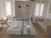 B&B Estoublon - Les Cigales d'Estoublon - Bed and Breakfast Estoublon