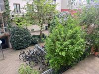 Chambre Double avec Salle de Bains et Cuisine Communes 