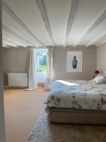 Doppel-/Zweibettzimmer mit Gartenblick