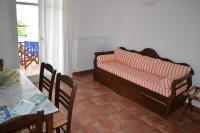 Apartamento de 1 dormitorio con vistas al jardín