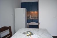 Estudio (2 adultos)