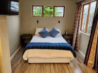 B&B Knysna - Knysna Holiday Armadillo - Bed and Breakfast Knysna