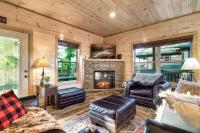 FALL SALE, Sleeps 20, Theater, HotTub, Game, Pet Friendly - B&B Pigeon Forge