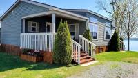 B&B Keene - Lake Front Cottage, 5 Star Golf Course!! Spacious, Dream Resort!! - Bed and Breakfast Keene