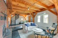 Cozy Pet-Friendly Cottage Near Fort Knox and Acadia - B&B