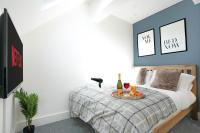 B&B Buckingham - Central Buckingham Apartment #4 with Free Parking, Pool Table, Fast Wifi and Smart TV with Netflix by Yoko Property - Bed and Breakfast Buckingham