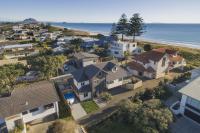 B&B Mount Maunganui - Oceanbeach Road - Mount Maunganui Beach House - Bed and Breakfast Mount Maunganui