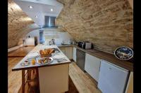 Superbe Appartement Rénové - Centre Historique - Ferienwohnung