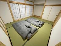 Standard Twin Room with Shared Bathroom