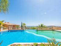 Los Belvederes a spacious and luxury apartment - B&B Marbella