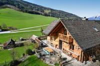 B&B Irdning-Donnersbachtal - Traum Chalet mit Privatwald & Almhütte - Bed and Breakfast Irdning-Donnersbachtal