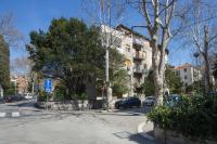 L&S Superior Apartment with Balcony near Old Town and Bačvice Beach - Chambres d'hôtes Split