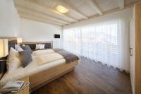 Superior One-Bedroom Apartment - Attic