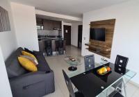 B&B Guayaquil - CORAL SUITE CON VISTA CIUDAD/PISCINA, GYM, PARQUEO - Bed and Breakfast Guayaquil