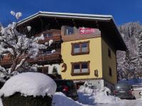 Hölzl Bed & Breakfast - B&B Neukirchen am Großvenediger