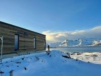 NEW! Lofoten Luxury Home near Henningsvaer - B&B Lyngværet