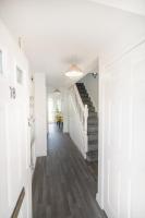 Stylish 3 bed house, large garden, Parking, WiFi - Esho Stays - B&B Coventry