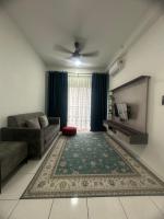 B&B Kampung Dengkil - IQ Homestay Cybersouth with Swimming Pool - Bed and Breakfast Kampung Dengkil