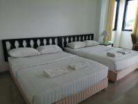 มุก&พลอย เรสซิเดนซ์ - B&B