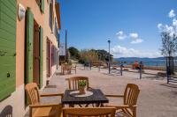 Two-Bedroom Apartment with Sea View (6 People)