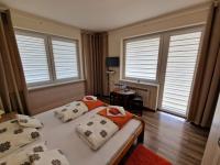 Family Room with Mountain View