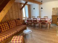 Familienzimmer mit Gartenblick