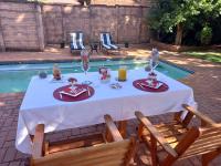 Roosthaven Guesthouse - Chambres d’hôtes Centurion