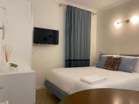 Cosy studio a 20 min del Arco del Triunfo en RER - B&B Maisons-Laffitte
