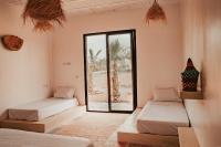 Family Room with Garden View