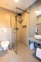 Apartamento con baño compartido