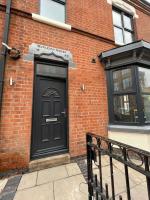 Burleigh House - 3 Bed House - B&B Leicester