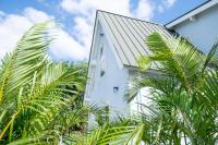 FLEX BEACH HOUSE - Bed and Breakfast Gushiken