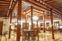 nDalem Kartowikoro 1835 - B&B Surakarta