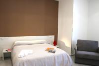 Deluxe One-Bedroom Apartment with City View