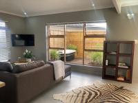 Becks at The Bay Loadshedding free - B&B Mossel Bay