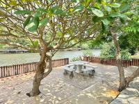 บ้านชายทะเล ที่พักติดทะเล ระยอง หาดแสงจันทร์ - B&B