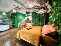 Narbnb - JUNGLE SUITE - Jacuzzi - Centre - Clim - B&B