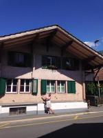 Cosy apartment in heritage protected swiss chalet - B&B Interlaken
