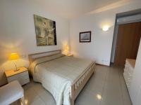 Centrico appartamento a 100 metri dal mare. - Ferienwohnung Viareggio