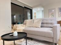 Prime City Retreat Kingbed at Cultural Centre Precinct - B&B Brisbane